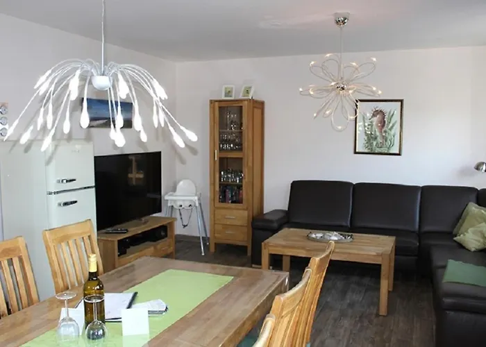 Semesterbostad Haus Dana